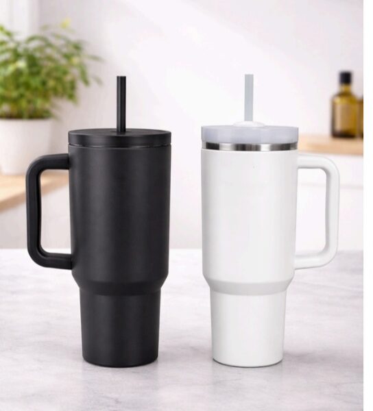 Premium stainless steel insulated tumbler with handle for corporate gifting Bangalore